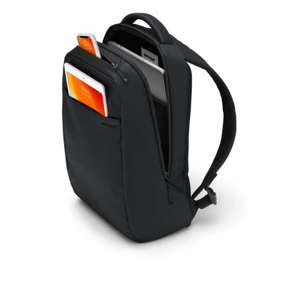 iPhone 12最大的亮点,是没有刘海?