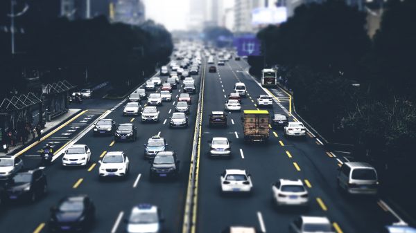 滴滴“跑腿”,羊入狼群