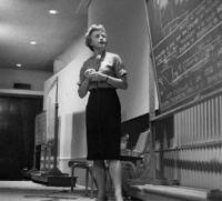 她可能是史上最酷的顶级天文学家