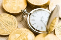 美国3860万人失业，亿万富翁们财富激增4340亿美元