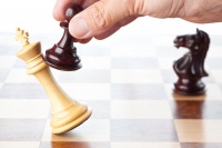 “最惨创业者”遭索赔3800万背后：曾和阿里75号员工合作经营校园贷