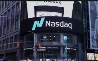 美股收盘纳指首破万点大关 特斯拉股价突破1千美元