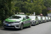 高德打车：多城高考考生可预约考试当日免费接送