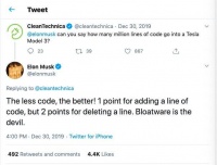 疯狂的马斯克，硬生生将特斯拉变成了“软件工厂”