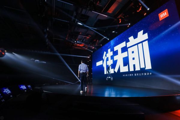 小米十周年,雷军正式承认输给了董明珠:当时膨胀了