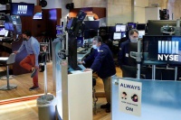 美股收盘全线上涨 纳指再创新高 特斯拉涨近7%