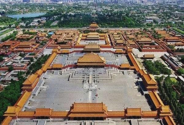 《中国和力》首期开播！单霁翔赠六字箴言：不拴、不闲、不累