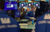 美股连续两天收跌 道指跌超160点 蔚来大涨逾22.57%