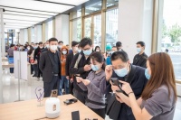 华为Mate40缺货被疯抢，华为已投200亿美元做芯片