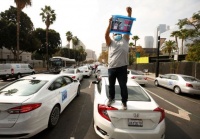 美国加州22号提案通过：Uber司机不被归类为雇员