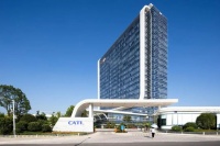 新能源汽车火了，这家电池巨头市值一天涨700多亿！