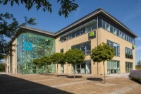 西方唯一AI芯片独角兽，正面对抗英伟达