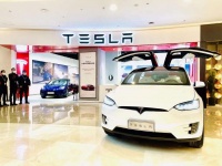 智能汽车“增量部件”争夺战： 趴窝的电动爹，绕不过的电池关