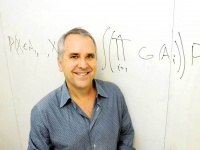 机器学习之父说，别把啥都往人工智能上扯