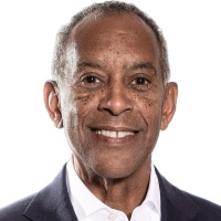 纳德拉继续留任董事长，微软更换独立董事：由 Sandi Peterson 接任