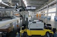 我国轨道交通机车车辆检修检测领域新突破——首台车顶无人化检修机器人问世