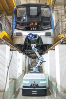 轨道交通巡检机器人上岗