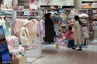 奢侈品狂热风吹进韩国幼儿园，专家担心对幼儿心理健康产生影响