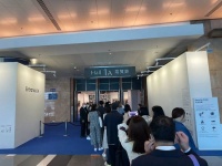 中产的造富游戏，这回瞄准了香港