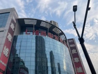 那些年我们逛过的批发市场，如今怎么样了？