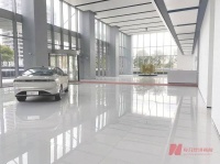 “新造车人”：躺不平，卷不动