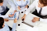 五一旅游带来经济增长，IT外包服务迎来新商机，谁能抓住？