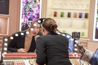 月入6位数，网红也焦虑