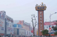 “中国服装第一街”拒绝直播，犯众怒的直播电商如何渡劫？