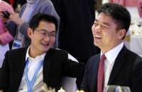 大学师弟创业要融资5亿，师兄却硬给了20亿，如今赚回来了几百亿