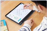 讯飞 AI 学习机 T20 系列发布，首发价7299元