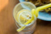 兰世立创业卖汽水，这位湖北前首富放狠话：要给饮料行业来场手术