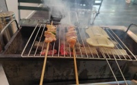 淄博烧烤北京“变形记”