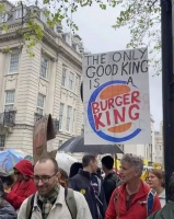 查尔斯加冕，英国人为什么反对？