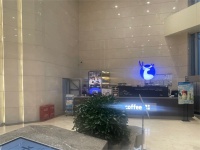 瑞幸创始人“杀回马枪”：开在瑞幸旁边，9块9一杯