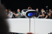 售价2.5万的赛博眼镜，就是苹果的下个时代？