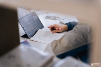 中产涌入MBA：用30万学费拯救35岁中年危机