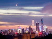 深圳首富诞生，如今坐拥数千亿身家，当年为拉用户假扮女孩子陪聊