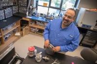 “泰坦”号事故：深海探测安不安全？