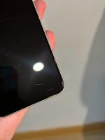 昨天发我的小米13手机摔了，有朋友以为是屏幕摔碎了……