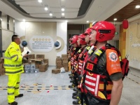 “滴滴公益救援队”驰援暴雨救灾一线