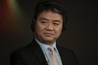 刘强东正在下一盘大棋