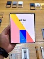 折叠屏确实为逐渐枯燥的手机市场……