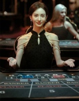 《孤注一掷》爆火，热点是电影的法宝还是枷锁？