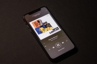 直播靠不住，腾讯音乐另谋后路