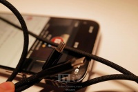 苹果 iPhone 15 Pro 所用 USB-C 数据线曝光，IT之家详细上手解析