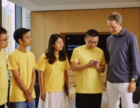 苹果首席运营官访华：苹果供应链是真正的全球化，会持续评估从何处采购