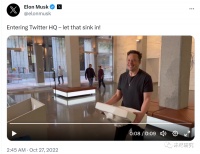 马斯克传记：人生之巅弄媒体