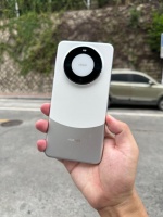 啥也不说了，Mate60遥遥领先