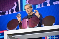 英特尔CEO基辛格：欢迎英伟达、AMD考虑英特尔代工服务！