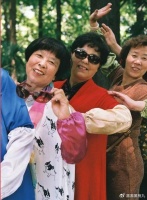 “这里不是中国！不会有人惯着你们！”中国大妈，已成为世界公害！